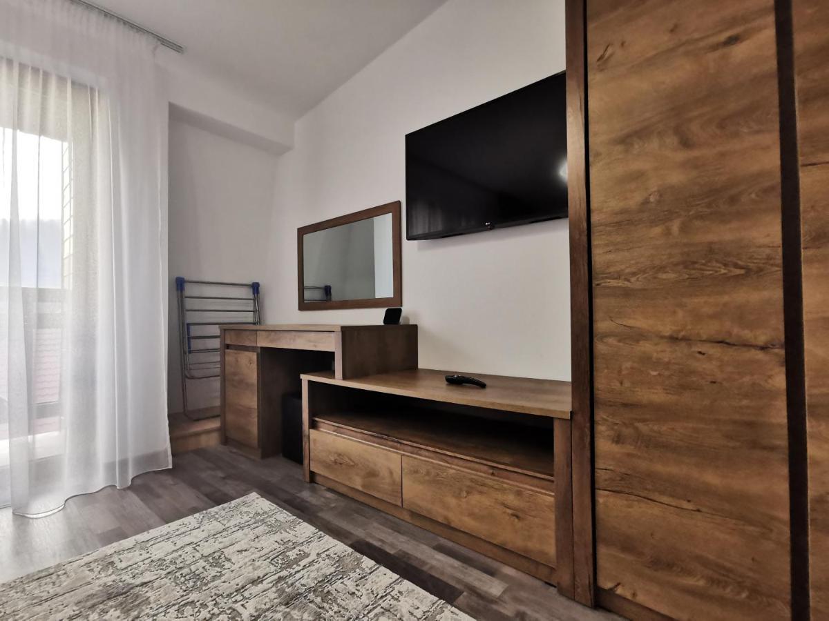 Rose Residence Gura Humorului Ngoại thất bức ảnh